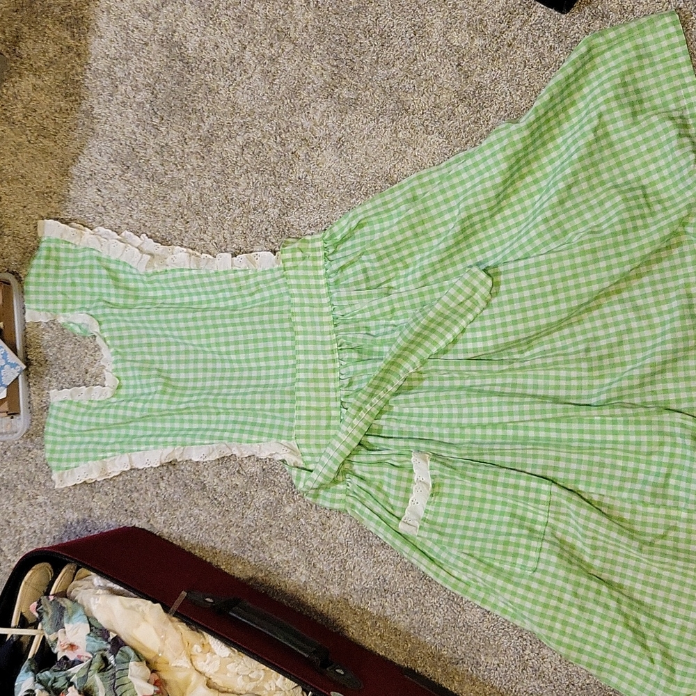 Vintage gingham apron cute